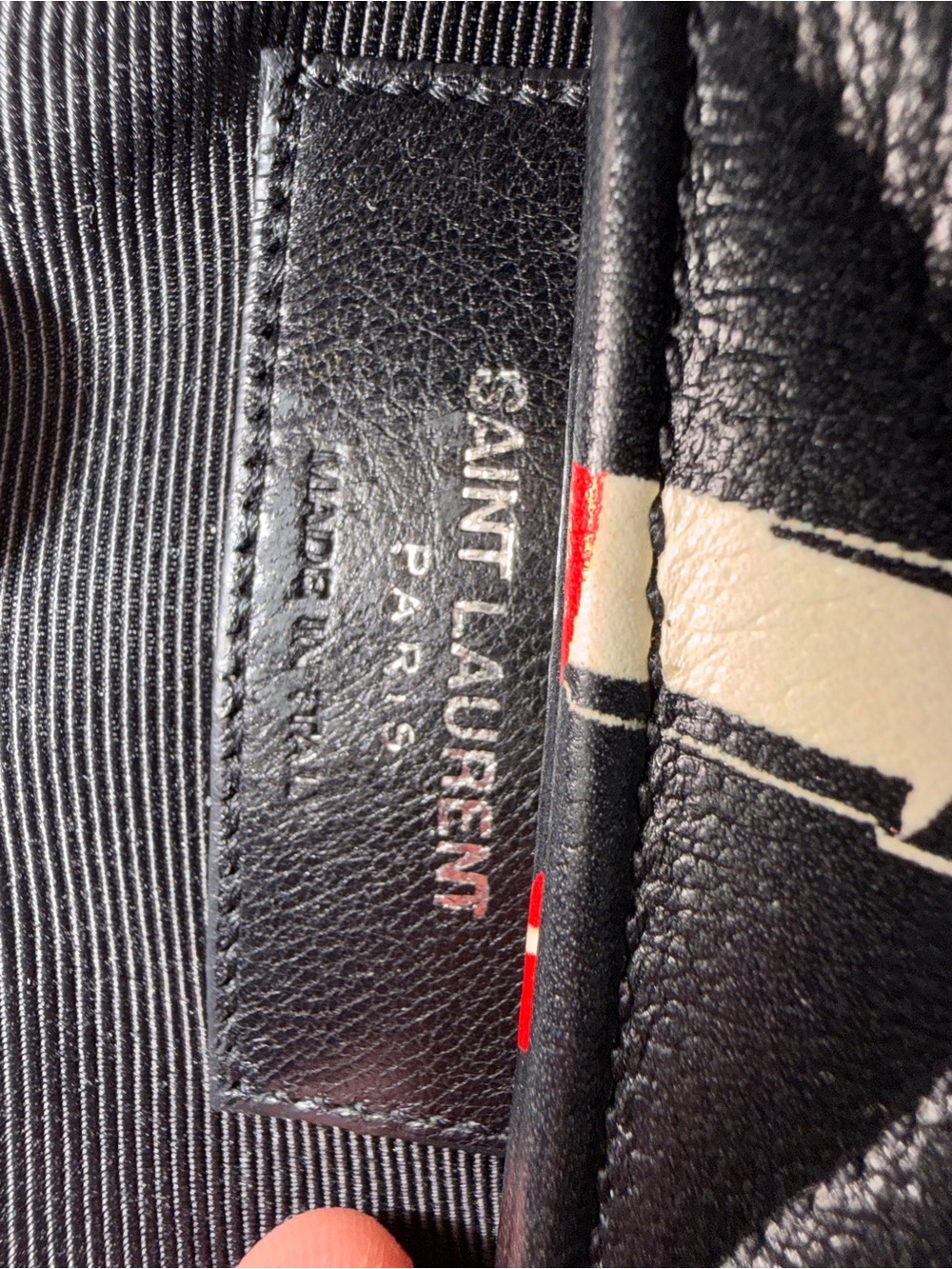 Yves Saint Laurent Black Quilted Shoulder Bag with Red Lipstick Motif - Picture 5 of 6